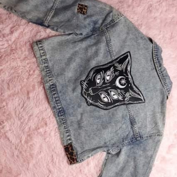 ⭐️Restocked! XXXL gorgeous huge horned cat head w dbl eyes IRON ON patch- - Picture 8 of 11